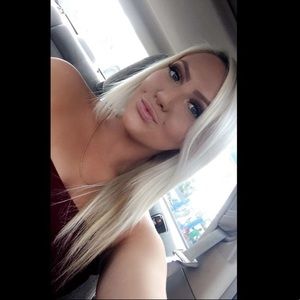 Meet your Posher, Hope